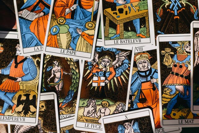 Tarot pytanie: Jak zadawać pytania tarota i uzyskać odpowiedzi? Tarot pytanie: Jak zadawać pytania tarota i uzyskać odpowiedzi?
